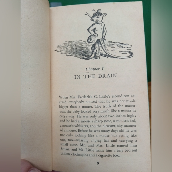 Stuart Litte by E.B. WHITE Illustrated by Garth Williams 1973 Paperback - Picture 6 of 16